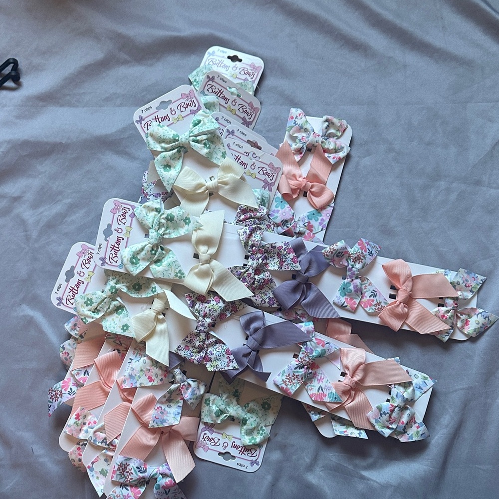 Buttons p& Bows Floral and Solid Bow for Kids - Picture 4 of 5